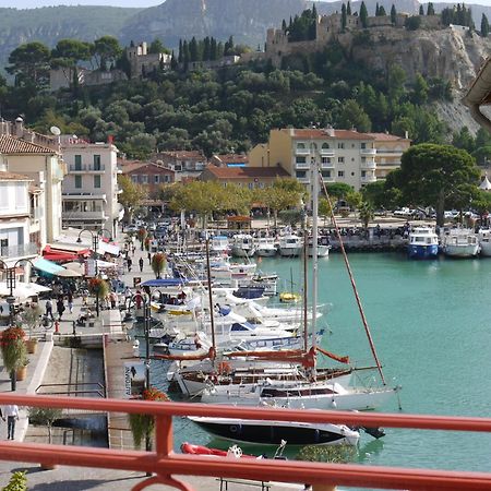 La Maison Sur Le Port 4 Pers Vue Mer Каси Экстерьер фото