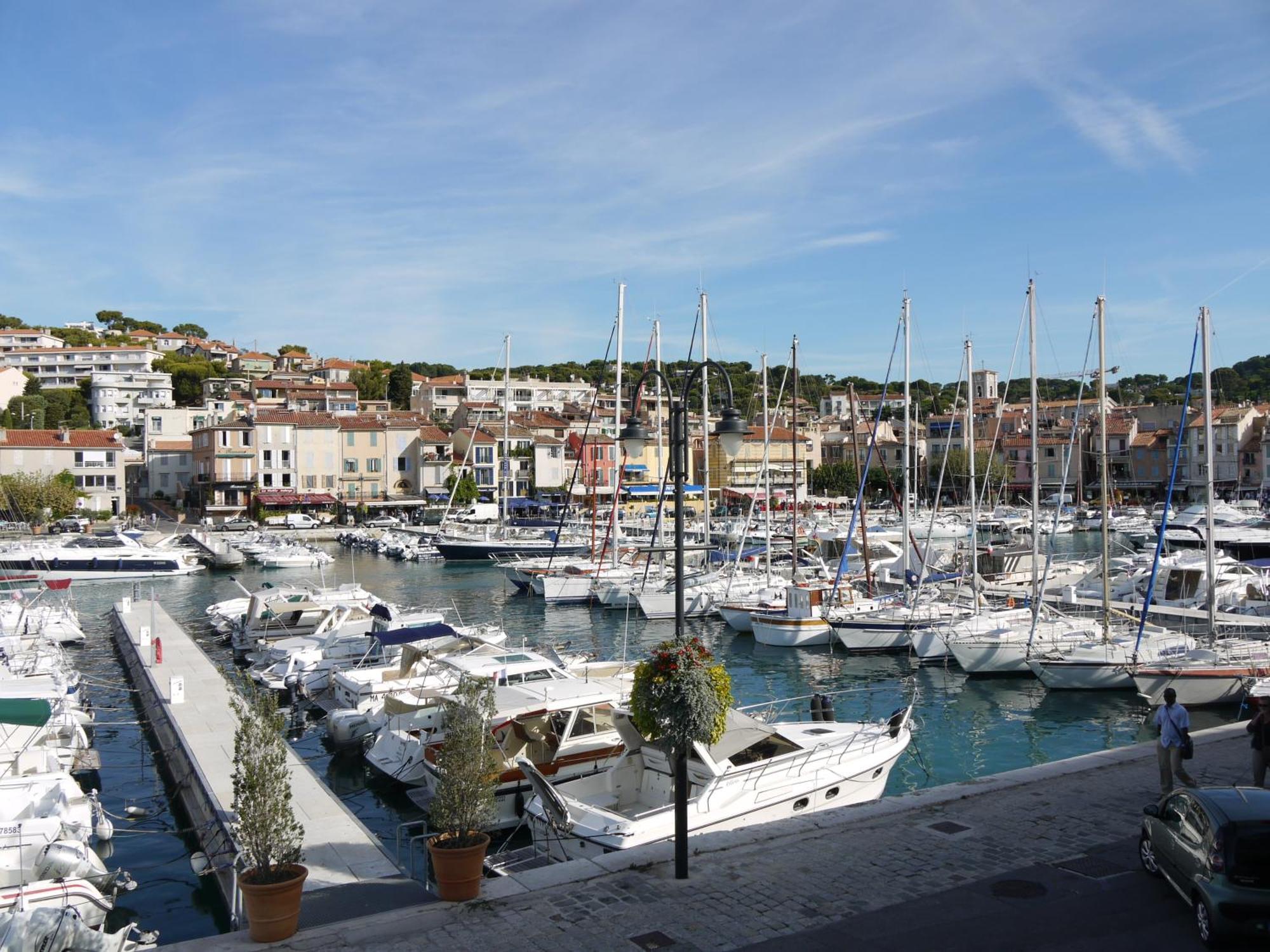 La Maison Sur Le Port 4 Pers Vue Mer Каси Экстерьер фото